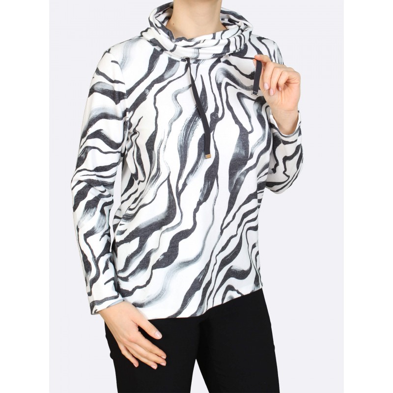 Dámský svetřík se stojáčkem - v nadměrné velikosti