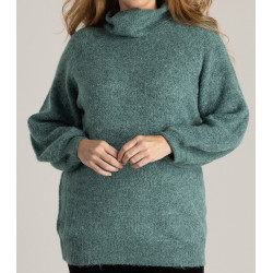 Teplý svetr - rolák - z hrubší pleteniny - v nadměrné velikosti